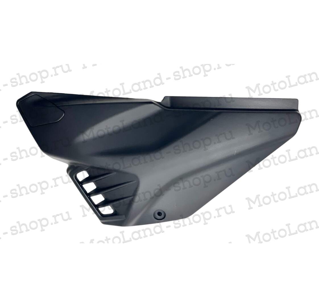 Крышка (облицовка)  правая Альфа SCOUT черный