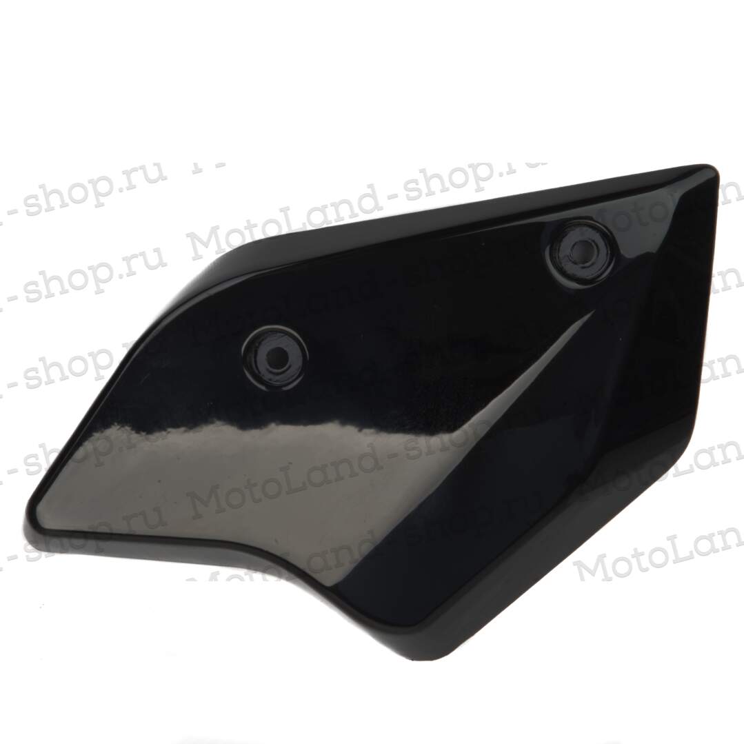 Пластик бака левый Voyage 200